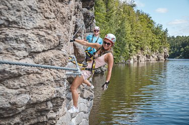 Prázdninová dobrodružství na ferrata Hluboká